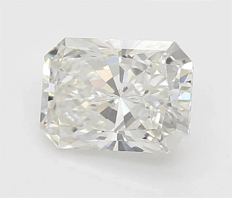 1.97ct Radiant Lab Grown Diamond (Colour H, Clarity VVS2, IGI Certified)
