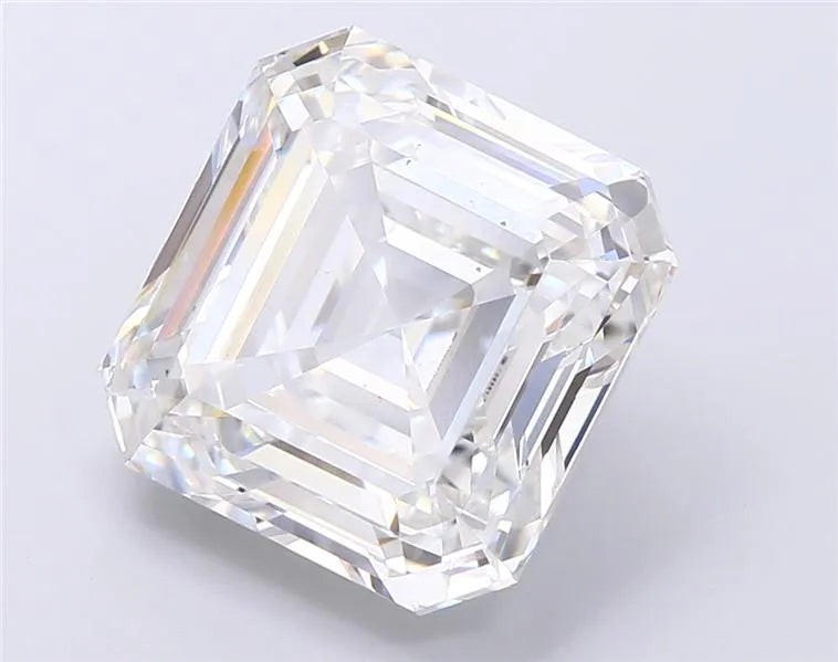 10.51ct Square emerald Lab Grown Diamond (Colour E, Clarity VS2, IGI Certified)