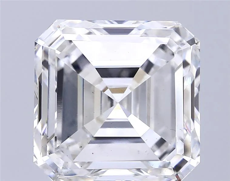 9.99ct Square emerald Lab Grown Diamond (Colour F, Clarity VS2, IGI Certified)