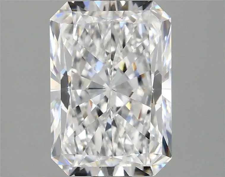 2.00ct Radiant Lab Grown Diamond (Colour D, Clarity VS1, IGI Certified)