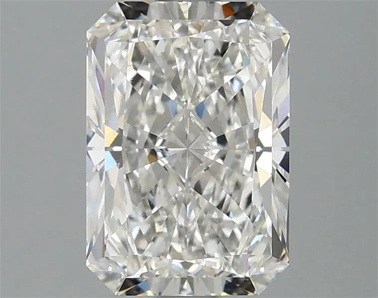 2.09ct Radiant Lab Grown Diamond (Colour F, Clarity VVS2, IGI Certified)