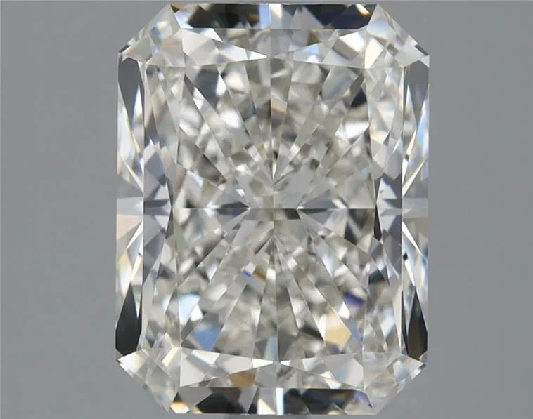 2.10ct Radiant Lab Grown Diamond (Colour G, Clarity VVS2, IGI Certified)