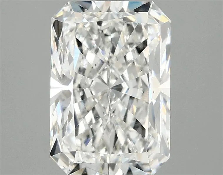 2.52ct Radiant Lab Grown Diamond (Colour F, Clarity VS2, IGI Certified)