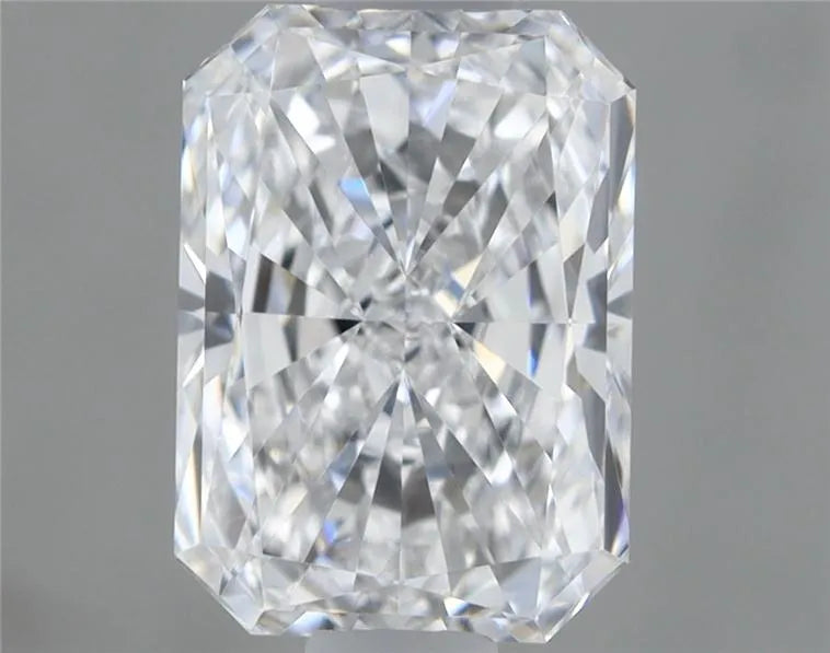 0.58ct Radiant Natural Diamond (Colour D, Clarity VVS2, Cut VG, IGI Certified)
