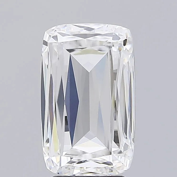 5.01ct Cushion modified Lab Grown Diamond (Colour E, Clarity VVS2, IGI Certified)