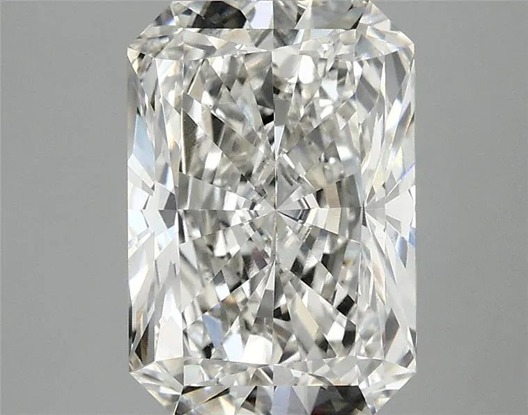 3.39ct Radiant Lab Grown Diamond (Colour G, Clarity VS2, IGI Certified)