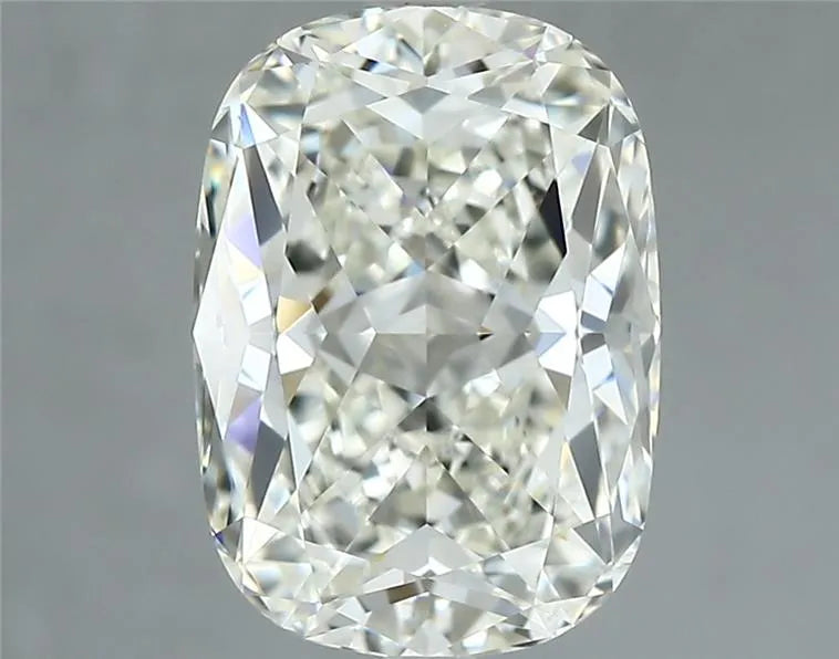 3.51ct Cushion modified Natural Diamond (Colour J, Clarity VVS1, Cut VG, GIA Certified)