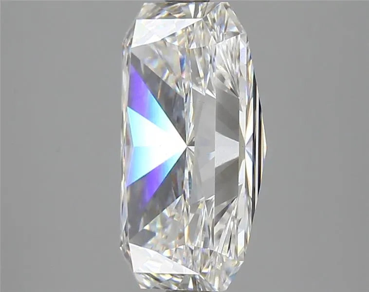 4.95ct Radiant Lab Grown Diamond (Colour E, Clarity VS1, IGI Certified)