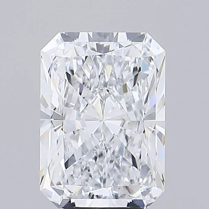 5.04ct Radiant Lab Grown Diamond (Colour E, Clarity VVS1, IGI Certified)