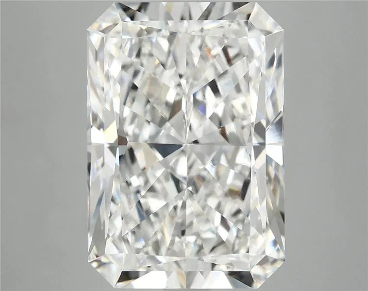 8.03ct Radiant Lab Grown Diamond (Colour F, Clarity VVS2, IGI Certified)