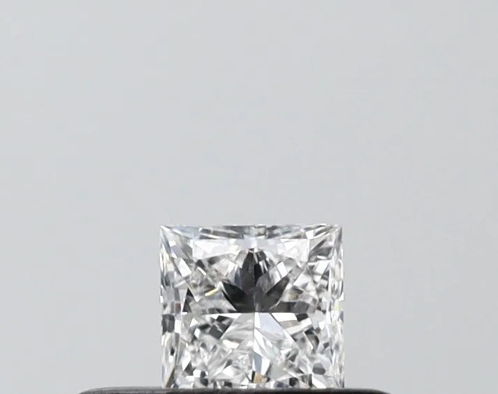 0.22ct Princess Lab Grown Diamond (Colour D, Clarity VS1, IGI Certified)