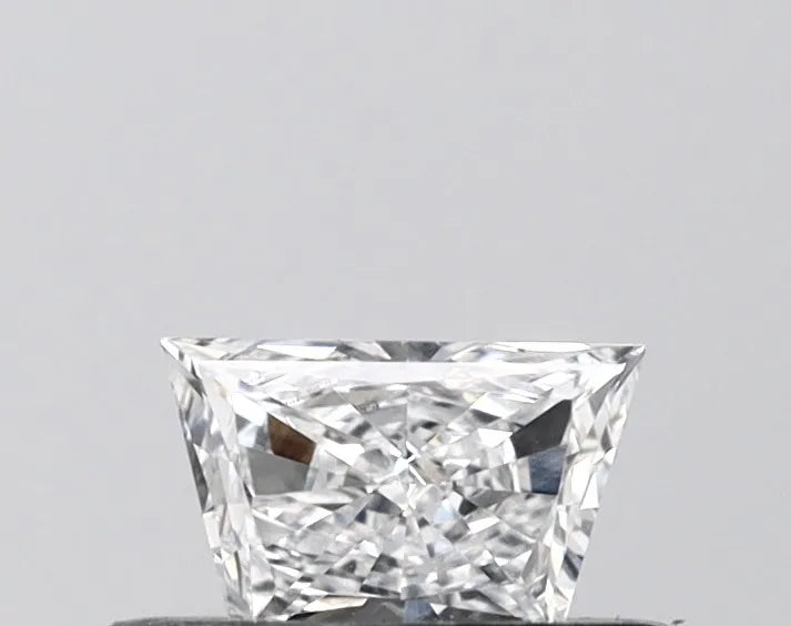 0.33ct Trapezoid Lab Grown Diamond (Colour D, Clarity VVS2, IGI Certified)