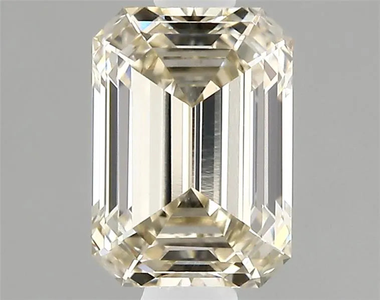 0.83ct Emerald Natural Diamond (Colour K, Clarity IF, Cut VG, IGI Certified)