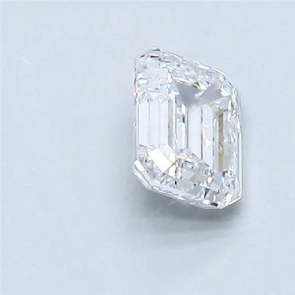 0.90ct Emerald Natural Diamond (Colour D, Clarity VVS1, Cut VG, GIA Certified)
