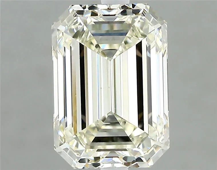 1.58ct Emerald Natural Diamond (Colour K, Clarity VS1, Cut VG, IGI Certified)