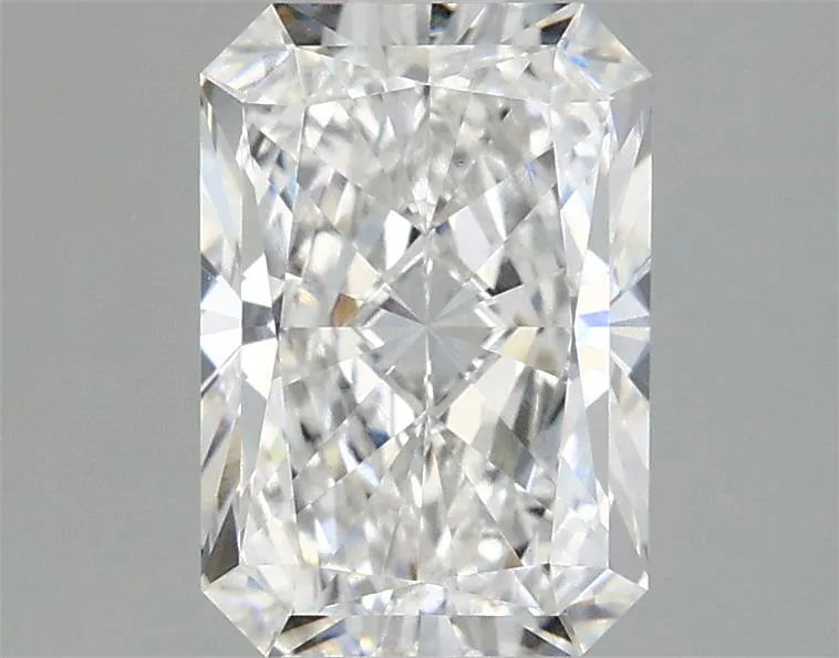 2.03ct Radiant Lab Grown Diamond (Colour E, Clarity VS1, IGI Certified)