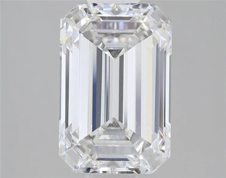 2.73ct Emerald Lab Grown Diamond (Colour E, Clarity VVS2, IGI Certified)