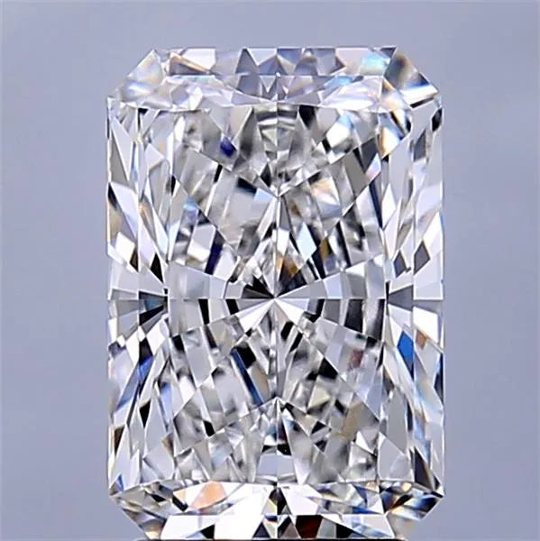 2.75ct Radiant Lab Grown Diamond (Colour E, Clarity VVS1, IGI Certified)