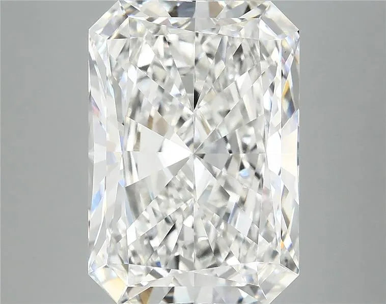 7.82ct Radiant Lab Grown Diamond (Colour F, Clarity VVS2, IGI Certified)
