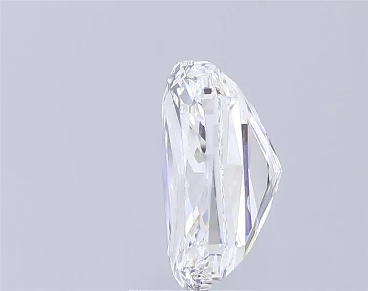 3.00ct Cushion modified Lab Grown Diamond (Colour E, Clarity VVS2, IGI Certified)