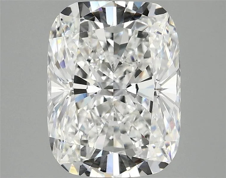 3.10ct Cushion modified Lab Grown Diamond (Colour E, Clarity VVS2, IGI Certified)