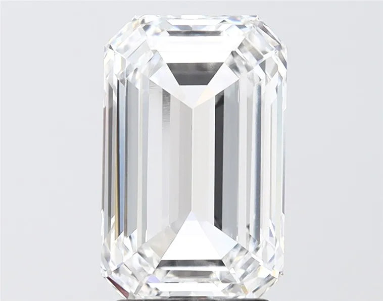 3.31ct Emerald Lab Grown Diamond (Colour E, Clarity VVS2, IGI Certified)