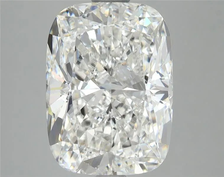 4.00ct Cushion modified Lab Grown Diamond (Colour F, Clarity VVS2, IGI Certified)