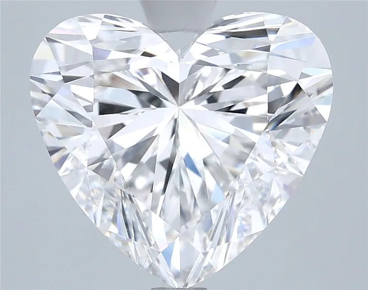 4.51ct Heart Lab Grown Diamond (Colour E, Clarity VVS2, IGI Certified)